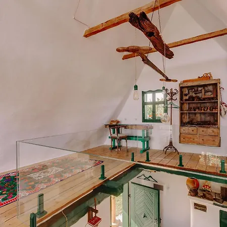 Chalet Echoes Of Vladicu *
