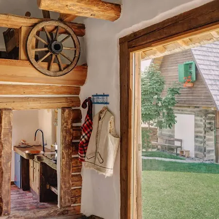 Echoes Of Vladicu Chalet Cluj-Napoca