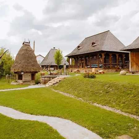 Echoes Of Vladicu Chalet *