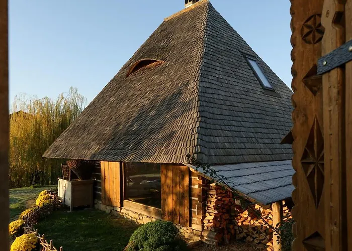 Chalet Echoes Of Vladicu *